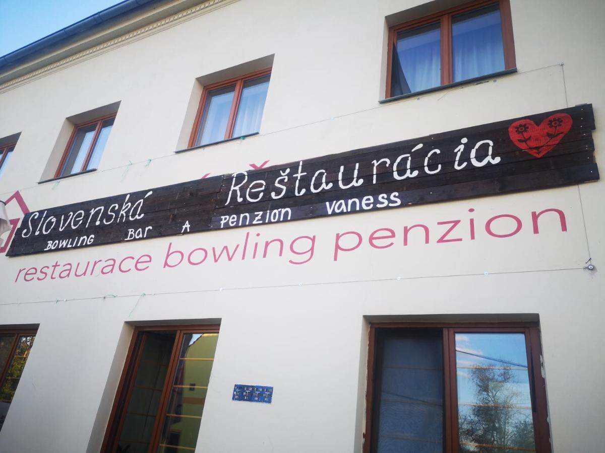Slovenska Restauracia - A Penzion Vaness Vojkovice (Brno-Country) 外观 照片
